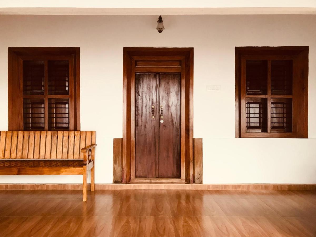 Partho Home Stay Padinjarathara Eksteriør bilde