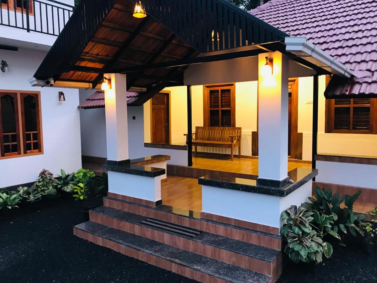 Partho Home Stay Padinjarathara Eksteriør bilde