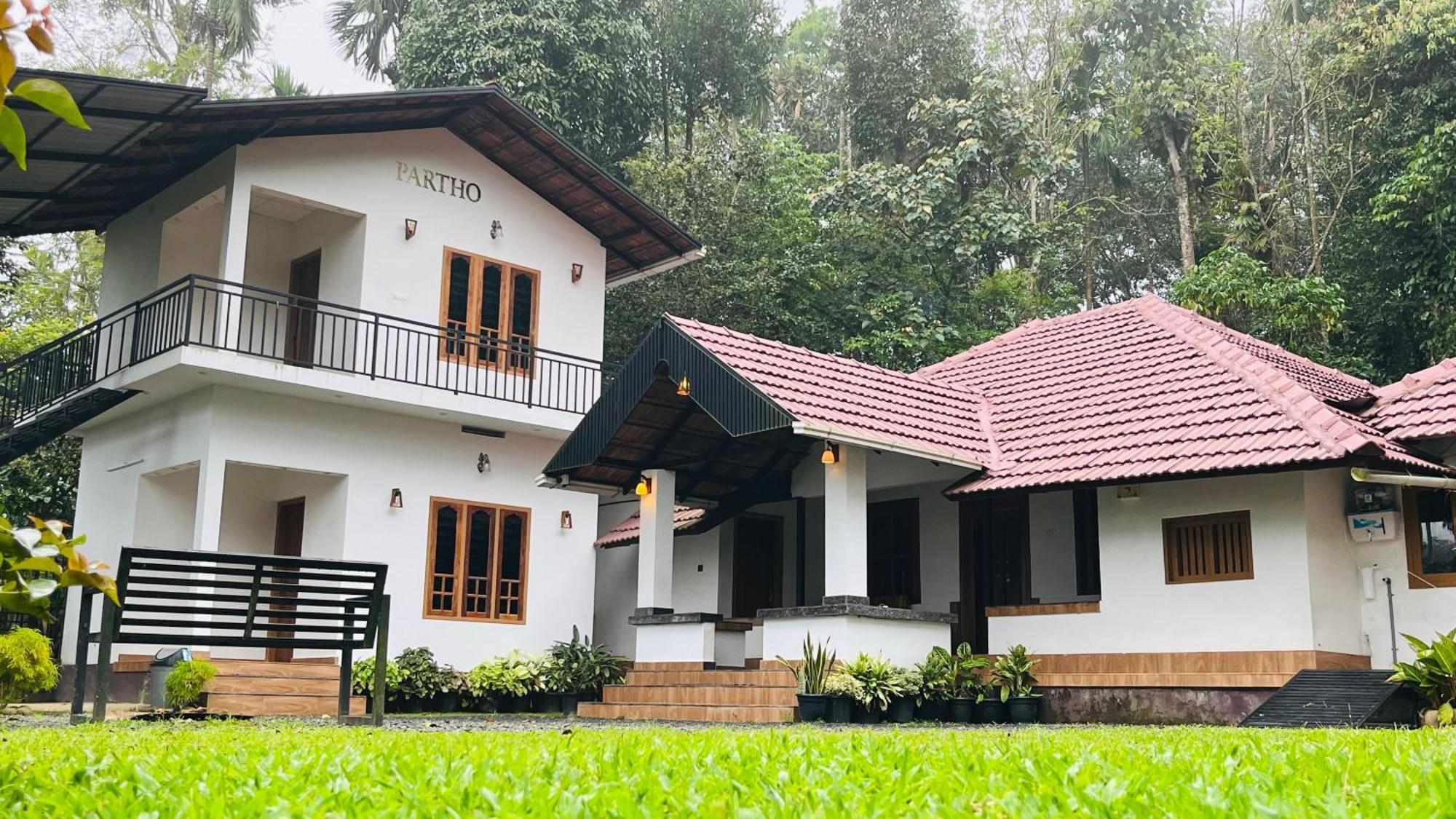 Partho Home Stay Padinjarathara Eksteriør bilde